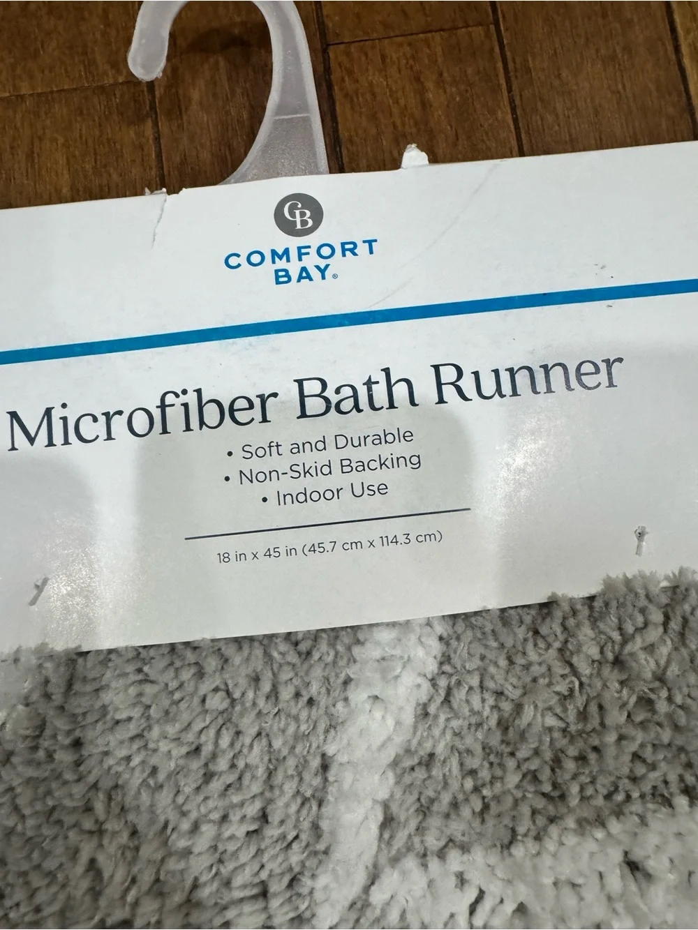 Comfort Bay Gray and White Leaf Microfiber Bath Runner 18x45